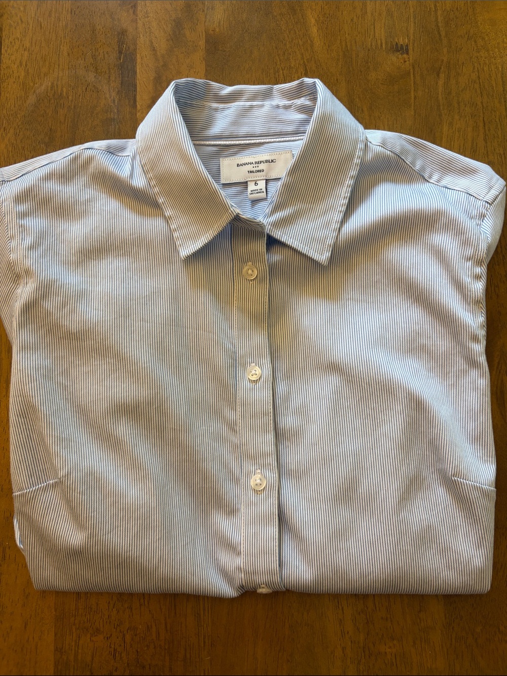 Banana Republic tailored pin button down in stretch cotton